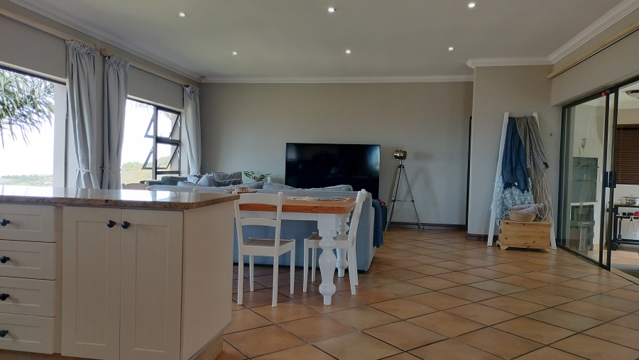 4 Bedroom Property for Sale in Bergsig Western Cape